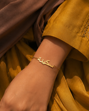 Arabic Personalized Hand Chain | 1-Year Anti-Tarnish Warranty ⛊