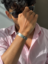 Magnetic Silver Bracelet – Sleek Mesh Edition