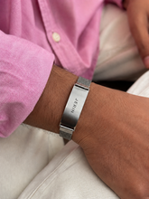Magnetic Silver Bracelet – Sleek Mesh Edition