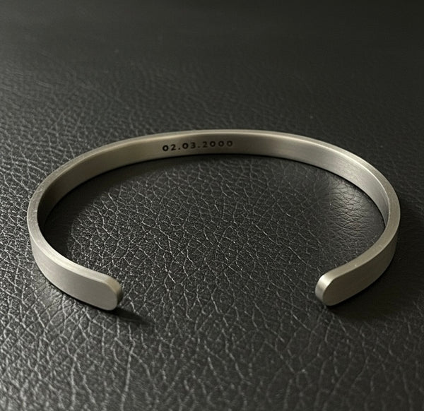 Personalized Classic Bracelet - The Timeless Gift for Every Occasion