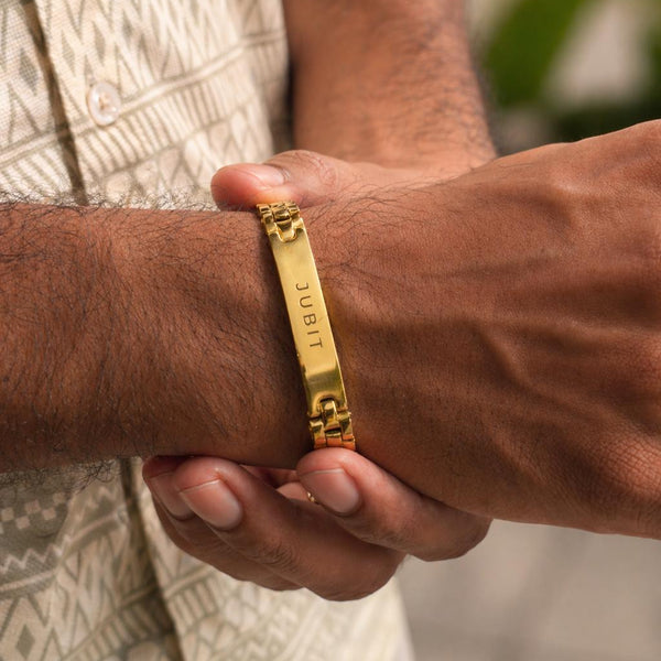 Imperial Name Bracelet – Luxury Gold Link Edition