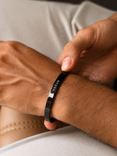 Black Vertex Bracelet - 1 year warranty