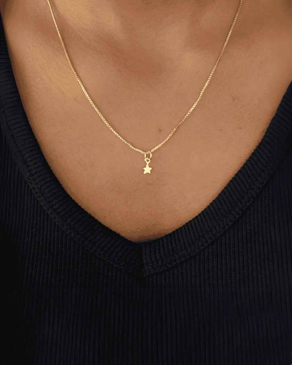 Dainty Gold Star Necklace - Elegant Pendant Jewelry for a Stunning Look - Enchain Gifts