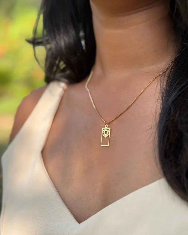 Minimalist Sunbeam Pendant - Enchain Gifts